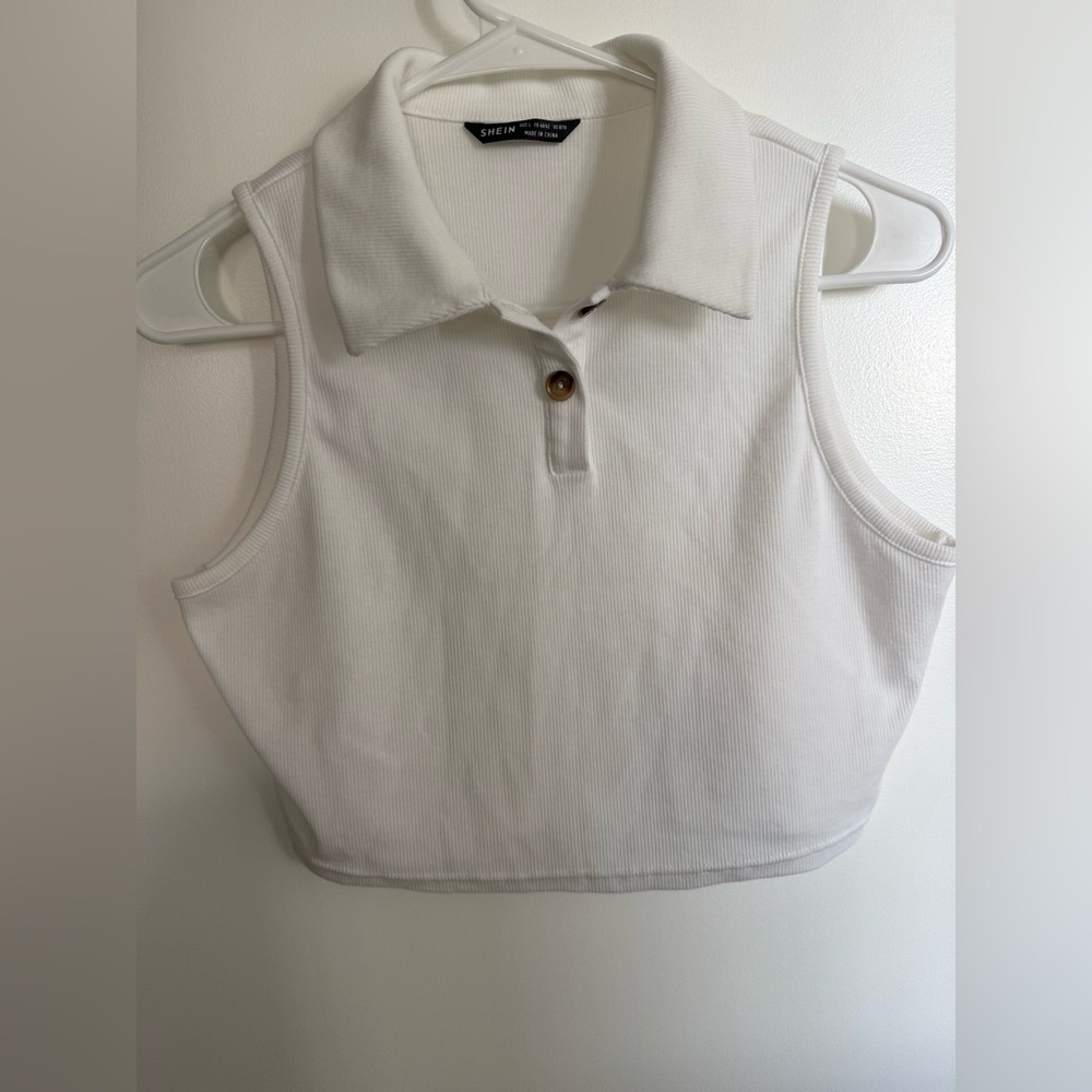 SHEIN Cream Collared Crop Top